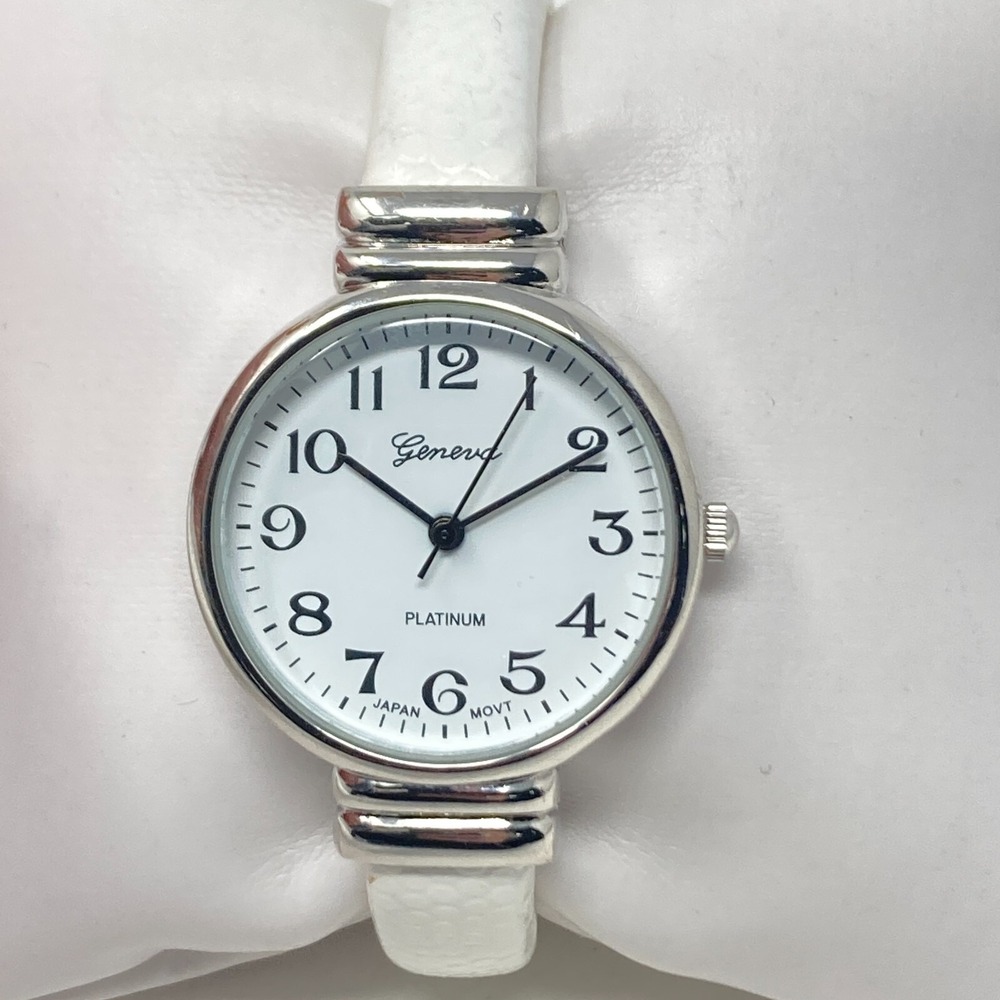 Geneva Women's Easy Reader Watch 31mm Silver Tone Cuff New Battery SMALL 6"